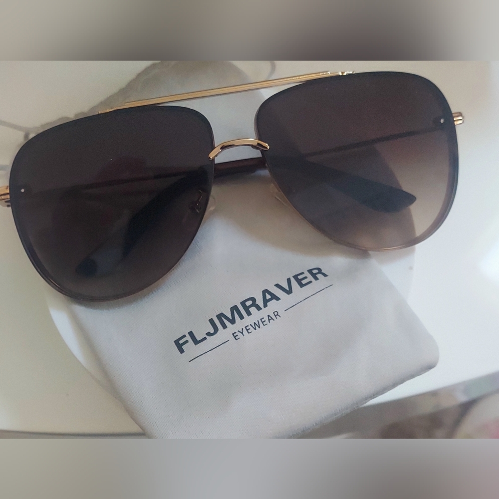FLJMRAVER Brown AVIATOR  Sunglasses NEW